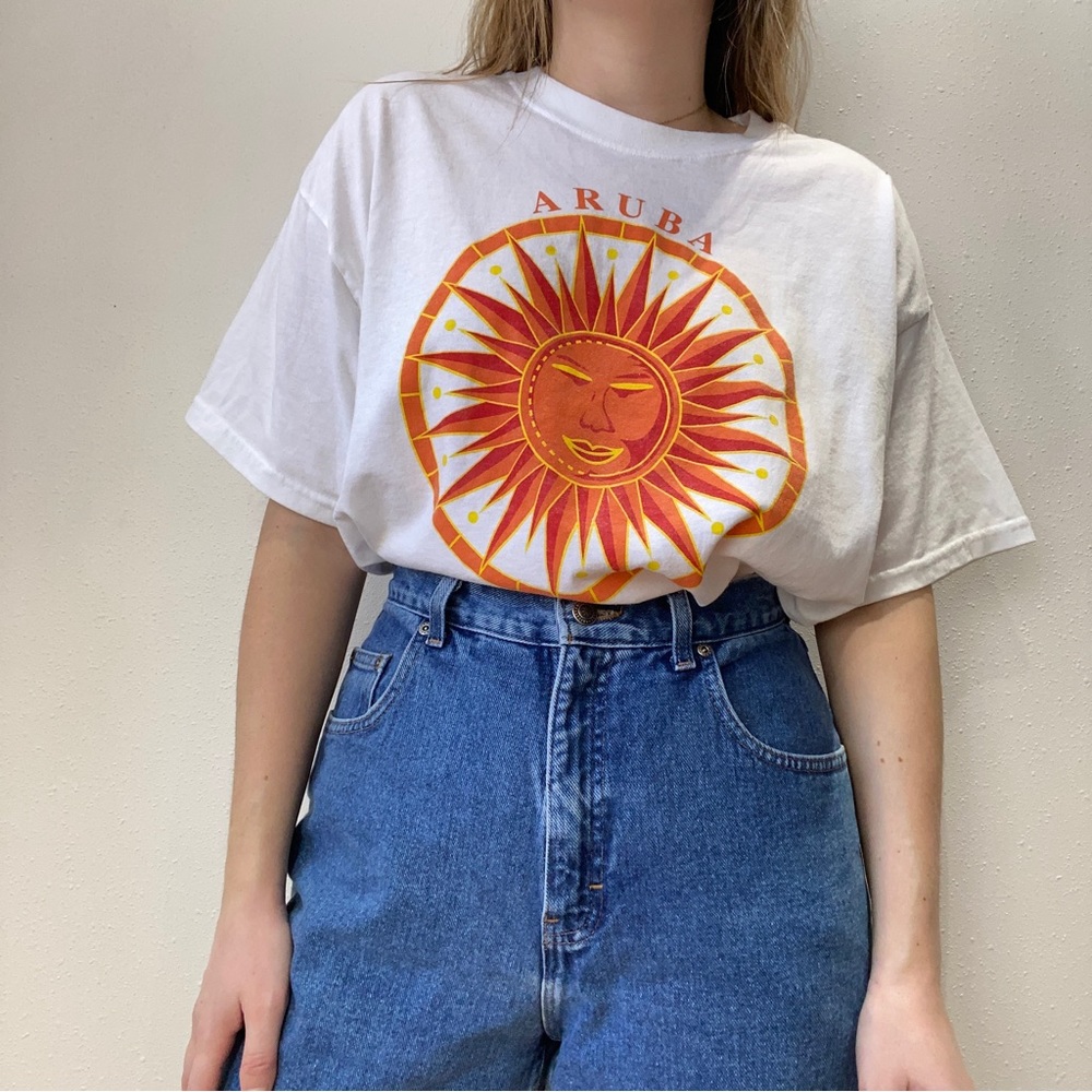 Vintage Sun Celestial Aruba Graphic Tee